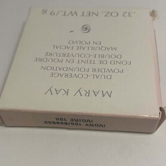 Mary Kay Dual Coverage Powder Foundation Ivory 100